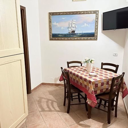 Case Vacanze "Estremo Sud" LMP Buitenkant foto