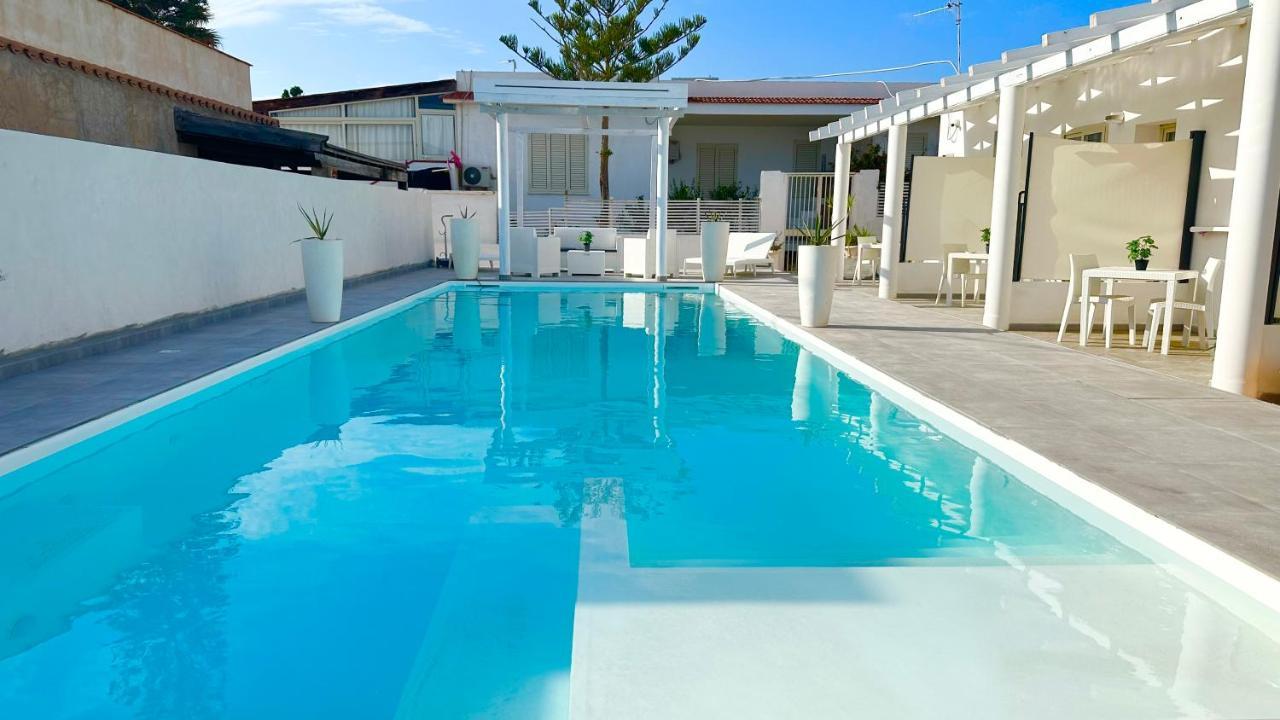 Case Vacanze "Estremo Sud" LMP Buitenkant foto